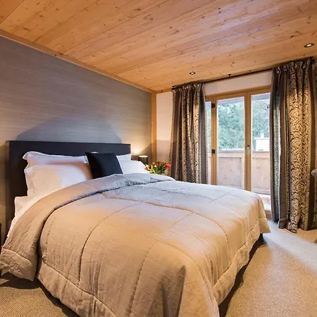 Contact Us At What App - 0041-798-079-427 To Book!! - Luxury Ski Ozzy Flat Apartment *