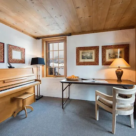 Contact Us At What App - 0041-798-079-427 To Book!! - Luxury Ski Ozzy Flat Apartment *