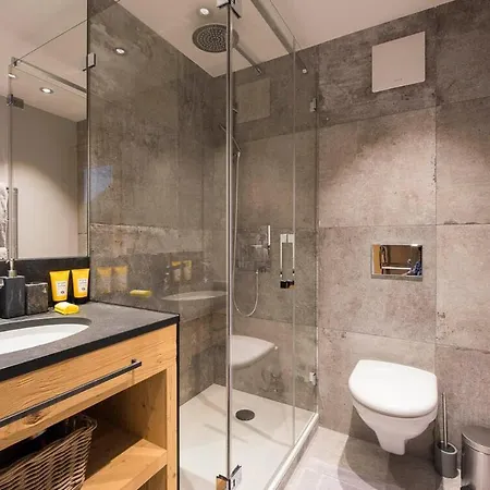 Contact Us At What App - 0041-798-079-427 To Book!! - Luxury Ski Ozzy Flat *